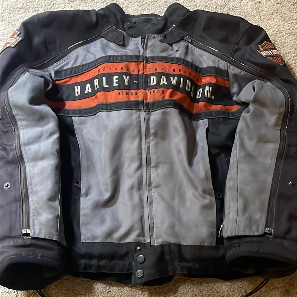 Used Harley-Davidson Black and Gray Performance Jacket size Large